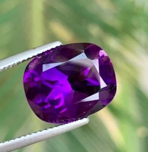 Amethyst Top Color Natural Gem - Picture 1 of 5