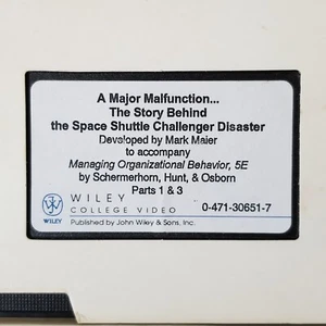 A Major Malfunction The Space Shuttle Challenger Disaster VHS Video NASA M Maier - Foto 1 di 6