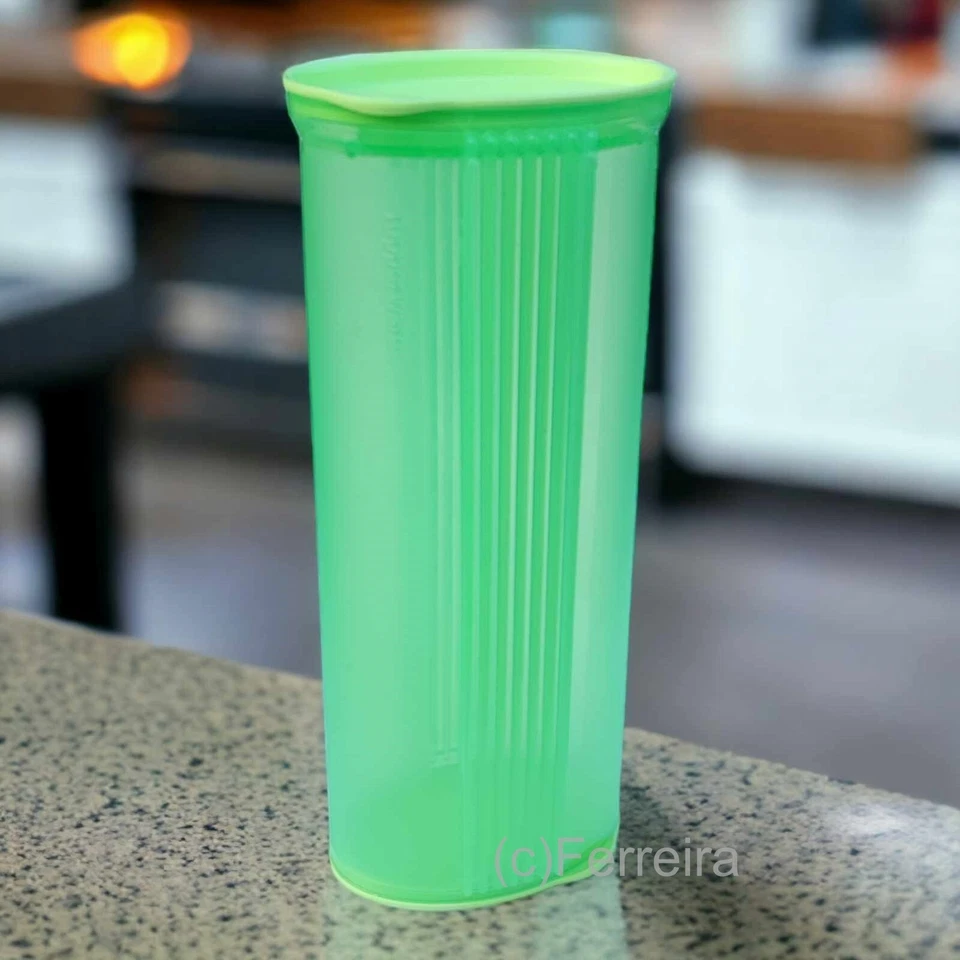 TUPPERWARE J46 JUNGE WELLE PASTA-CENTER GRÜN NUDELBEHÄLTER SPAGHETTI-DOSE - Bild 1 von 1