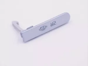Originale Sony Ericsson C905 Copertura Scheda di Memoria Colore Argento - Foto 1 di 2