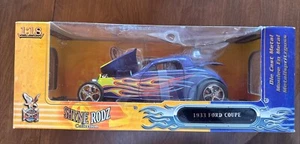 Road Sig-Yat-Ming SHYNE RODZ 1:18 1933 Ford Coupe Purple w/Flames NIB - Picture 1 of 10