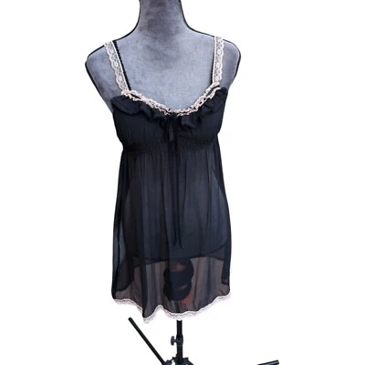 Lencería Babydoll negra transparente Sophie & Me con adornos de encaje y volantes talla S Foto 1 de 4