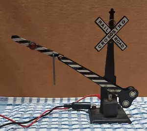 Marx postwar period electric Train Crossing Gate, and it works! - Picture 1 of 4