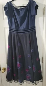 Vestido Pretty Midi Talla Grande... - Imagen 1 de 6