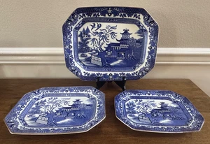 JUEGO DE 3 PLATOS ANTIGUOS DE BORDE DORADO BURLEIGH BURSLEM INGLATERRA SAUCE AZUL - Imagen 1 de 11