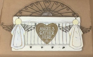 Porta llaves de colección Ángeles se reúnen aquí ganchos de metal alambre madera placa de pared - Imagen 1 de 9