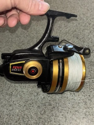 PENN 850SS  High Speed 4.6:1 Spinning Fishing Reel  Used - Image 1 of 3