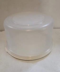 Vintage 1980s Round Large Rubbermaid Servin' Saver Cake Keeper Container Almond - Picture 1 of 3