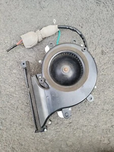 2005-2009 Ford Escape Hybrid Battery Cooling Fan, OEM - Picture 1 of 2