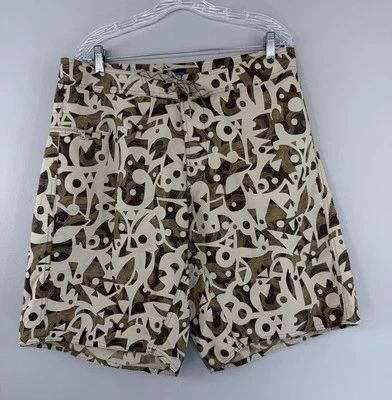 Patagonia Wavefarer Board Shorts Hombre’s 35 Animales Tribales Estampado Geométrico Nylon Foto 1 de 4
