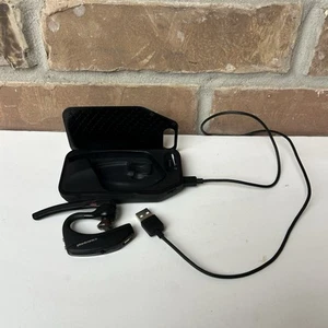 PLANTRONICS VOYAGER 5200 PLT V5200 SERIES Bluetooth Headset WITH CHARGING CASE - Picture 1 of 7