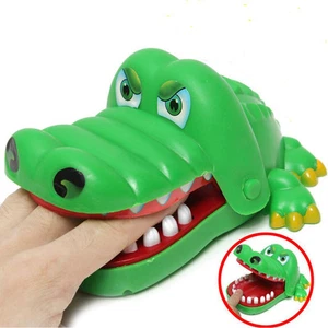 2x Krokodil Kroko Mund Zahnarzt Biss Finger Reaktionsspiel Kind Parodie Spielzug - Bild 1 von 13