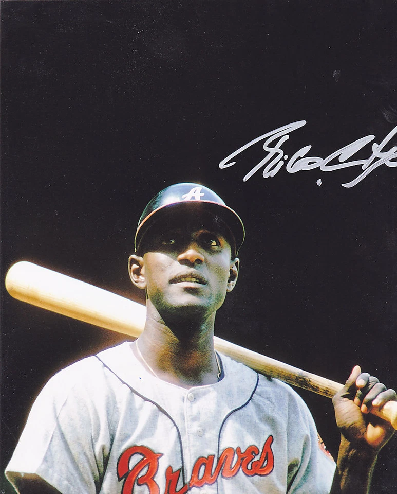 RICO CARTY ATLANTA BRAVES ACCIÓN FIRMADO 8x10 Foto 1 de 1