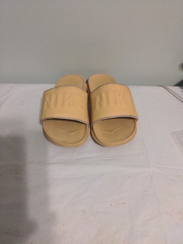 Sandali Nike Offcourt Slides beige onice BQ4632 200 donna 9