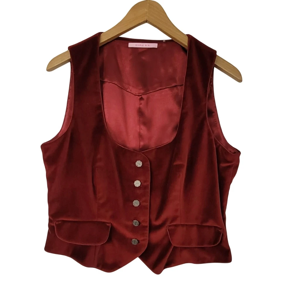 Gianni Bini 复古红色天鹅绒缎面背心纽扣前人造口袋尺寸 M — 第 1/4 张图片