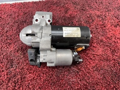 Motor de arranque diésel BMW 14-18 F30 F10 F02 740LD 535D 328D OEM 83K Foto 1 de 4