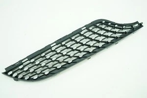 Rejilla de ventilación inferior delantera derecha inserto de malla de aire 1178881060 - Imagen 1 de 5