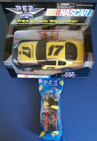 MATT KENSETH DEWALT 1:24 SCALE CAR AND HELMET PEZ DISPENSERS NEW IN THE PACKAGE Cover