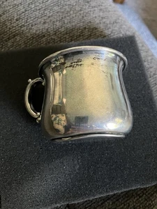 "Copa infantil Wolfenden de plata de ley de 2,25"" X 2,75"" 46,9 G sin mono" - Imagen 1 de 6