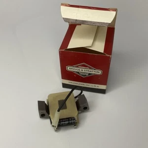Original OEM Briggs und Stratton Lichtmaschine 492841 - Bild 1 von 2