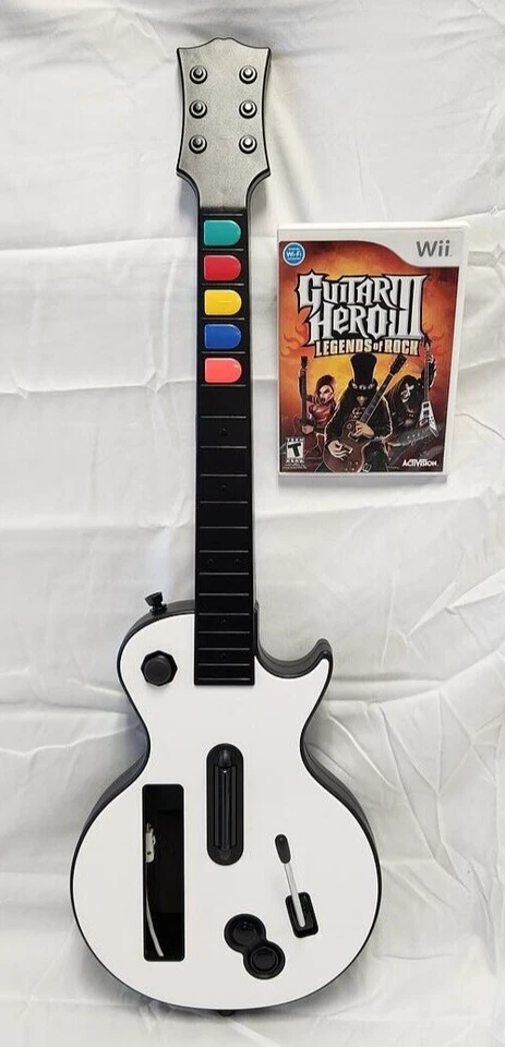 Nintendo Wii GUITAR HERO 3 Video Game + NEW Wireless Guitar Bundle set les paul - Image 1 of 4