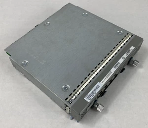 Cisco N20-I6584 V06 UCS 2104XP Fabric Extender - Afbeelding 1 van 9