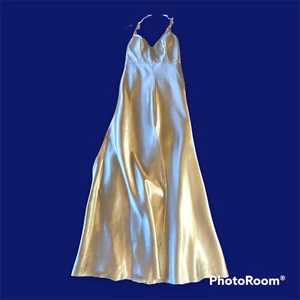 NWT Jenny Yoo Collection Dina Dress Latte Size 8 Satin V-Neck Spagetti Strap - Picture 1 of 10