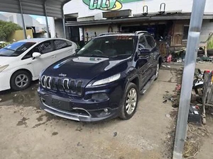 JEEP CHEROKEE GLOVE BOX UPPER, KL, 02/14-11/22 - Picture 1 of 4
