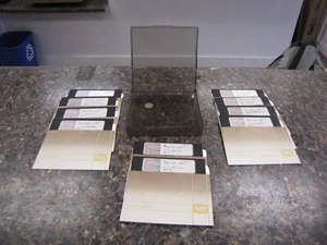 Lot of (10) Vintage Peach Text 5000 Software 5.25" Disks W/Box - MF37 - Photo 1/8