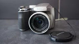 Fujifilm FinePix S5700 7,1 megapixel fotocamera digitale - grigio - Foto 1 di 10