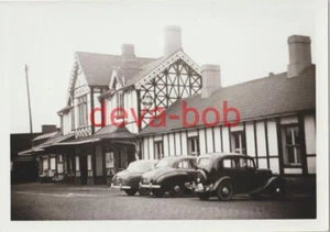 Railway Station Photo Kidderminster Forecourt Exterior 1963 Vintage Cars - Foto 1 di 1
