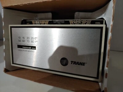TRANE BAY28X183 HEAT COOL THERMOSTAT T874D1173 - Image 1 of 4