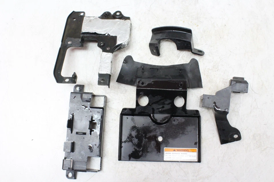 Yamaha FZ6 2006 OEM juego trasero izquierdo derecho soporte clavija conductor soportes Foto 1 de 4