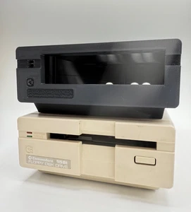 Commodore 1581 Replika, elektronische Bauteile + Gehäuse + Platine + PC Adapter - Bild 1 von 17