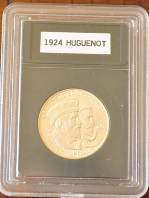 Exceptional RARE BU 1924 P Huguenot Commemorative Half Dollar Collector Coin! - Image 1 of 4