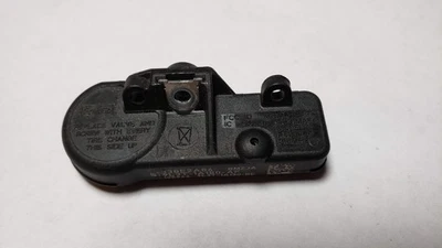 (1) - 9L3T-1A180-AF FORD TPMS SENSOR USED 315 MHZ - Image 1 of 3