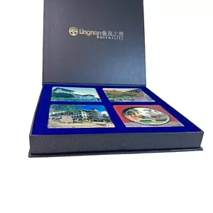 Lingnan Universität Untersetzer Geschenk 4er Set Dekorative Box bedruckte Szenen Campus - Bild 1 von 11