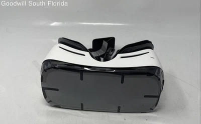 Auriculares de realidad virtual Samsung blancos negros portátiles Gear VR Oculus no probados Foto 1 de 4