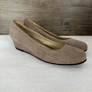 French Sole FS/NY Shoes Women Size 7.5 Metallic Taupe Pinstripe Wedge Italy - Picture 1 of 11