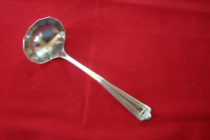 Cucharón de mayonesa Longfellow Sovereignan de Rockford (Oneida) 1919 envío gratuito - Imagen 1 de 5