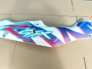 nos Genuine Suzuki GSXR 750 GSX-R750 W Right Frame Cover 47100-17E20-0JW - Bild 1 von 11