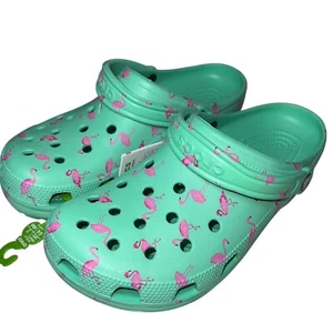 Crocs Classic Vacay Vibes Graphic Clogs Green Pink Flamingo Print Mens Sz 9/W 11 - Picture 1 of 7