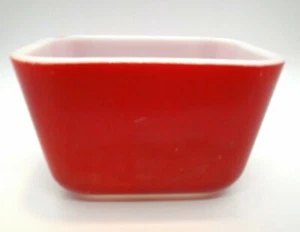 Pyrex Kühlschrank Geschirr dunkelrot 1 1/2 Tasse 501-B 4 x 3 Zoll OHNE DECKEL - Bild 1 von 6