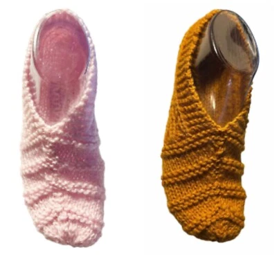 Easy Slippers With Single Point Needles Knitting Printed Pattern - Image 1 of 4