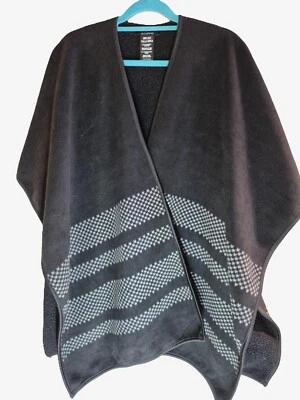 IKE BEHAR Reversible Fashion Wrap Women's One Size Polyester Black & Gray - Image 1 of 4