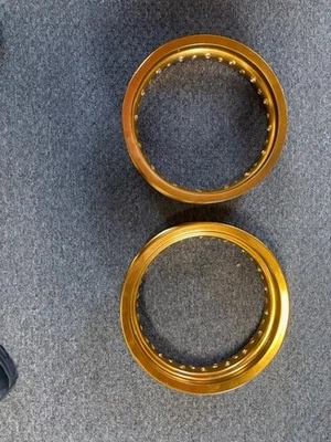 JUEGO LLANTAS SUPERMOTO KAWASAKI KLX110 ORO 12X2.15 / 12X 3.00 Foto 1 de 3