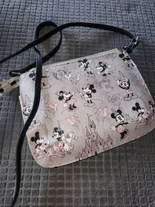 Disney parks crossbody purse. Mickey And Minnie. NWOT - Picture 1 of 8
