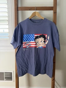 Vintage 1996 Collegeware Betty Boop Shirt Adult L USA Flag America Single Stitch - Picture 1 of 6