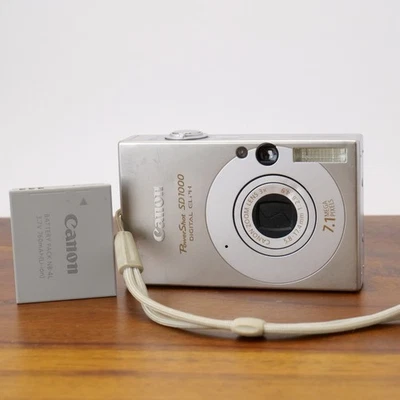 Canon Powershot SD1000 Digital Elph Camera 7.1 MP 3X Zoom Tested Screen Defect - Image 1 of 4