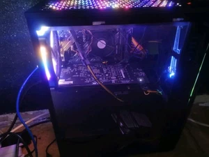 Ich Verkaufe Mein Gaming PC. BEVOR SIE EA KAUFEN BITTE MIR SCHREIBEN - Afbeelding 1 van 12
